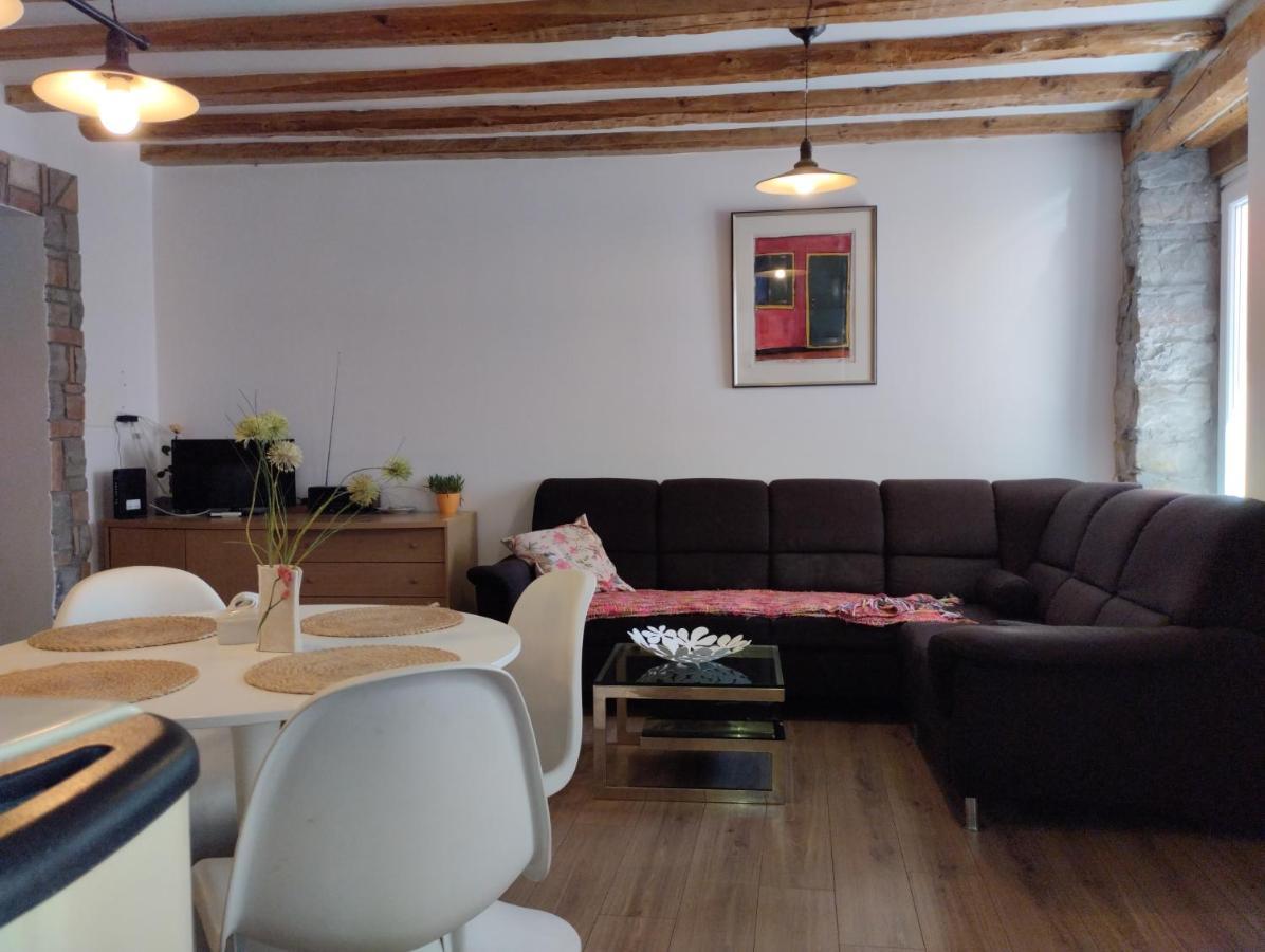 Prime Apartment 皮兰 外观 照片
